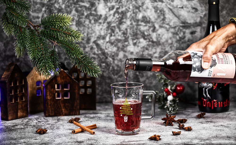 Dubbeglastässel mit Dekor Tannenbaum